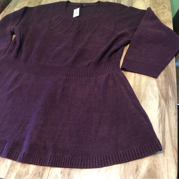 NWT $50 USD Lane Bryant Burgundy Knit 3/4 Long Sleeve Pullover Plus Size 22/24 - Picture 2 of 12